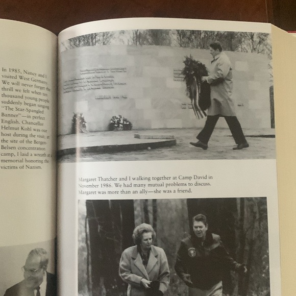 Ronald Reagan An American Life Hardcover Book Autobiography - Picture 11 of 16